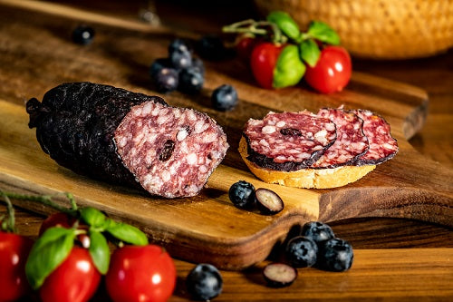 Original französische Salami mit Blaubeeren