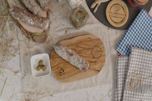 Originial französische Salami mit Oliven