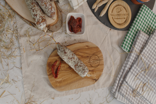 Originial französische Salami mit getrockneten Tomaten