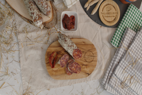 Originial französische Salami mit getrockneten Tomaten