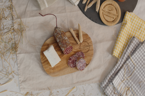 Originial französische Salami mit Ziegenkäse