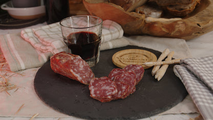 Original italienische Salami mit Barolo (Rotwein)